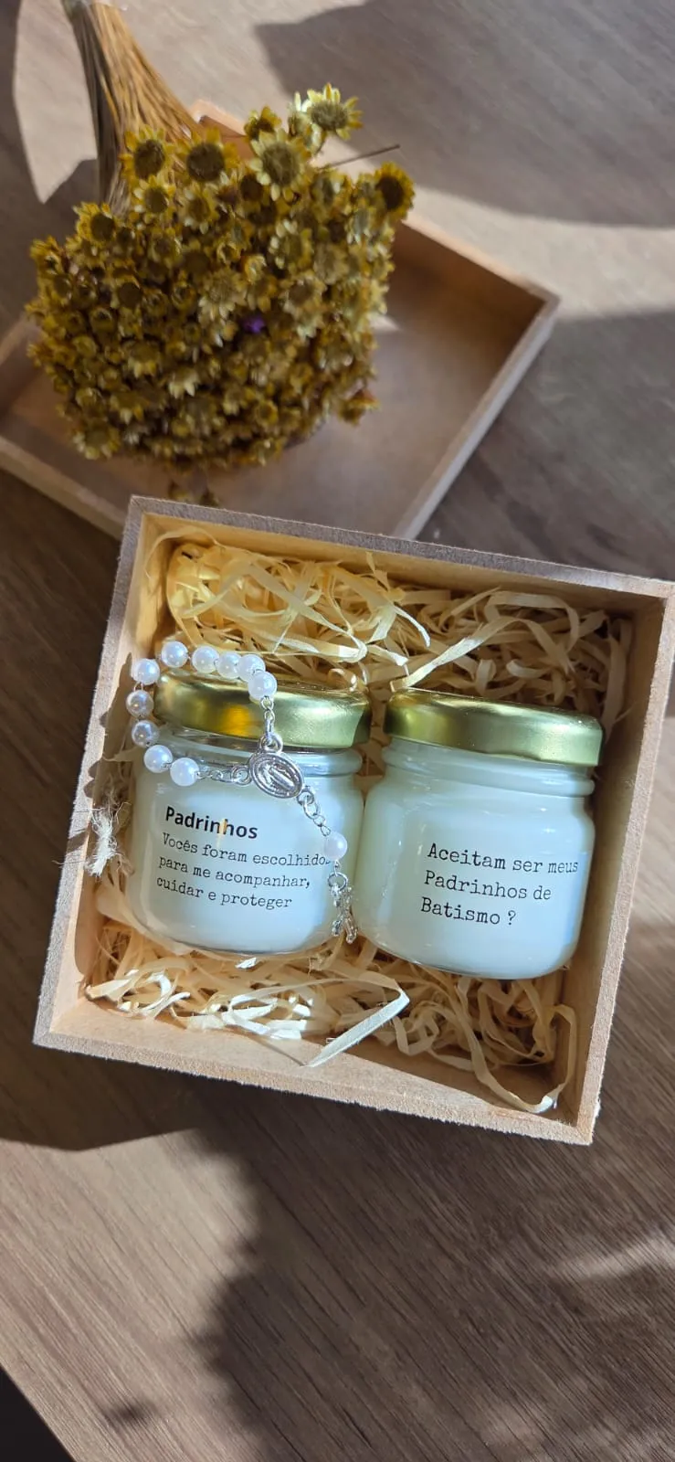 Convite em caixa MDF com 2 velas e terço, foto 2